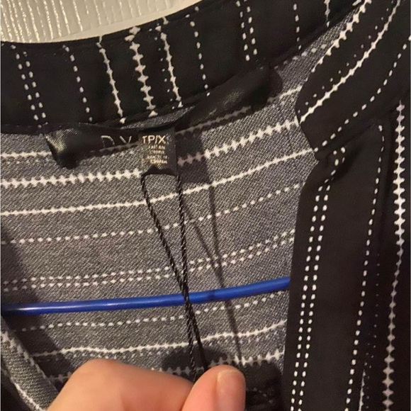 Dynamite Dress NWOT - Picture 3 of 3